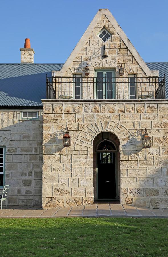 Coot Club Hotel Stanford Exterior foto